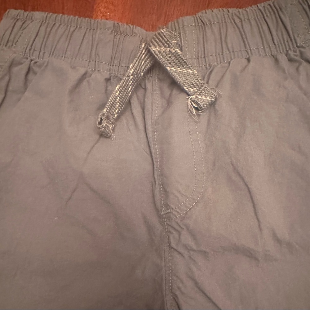 Boys size 5/6 Tommy Bahama 100% cotton khaki green light weight jogger w/pockets - Picture 4 of 5